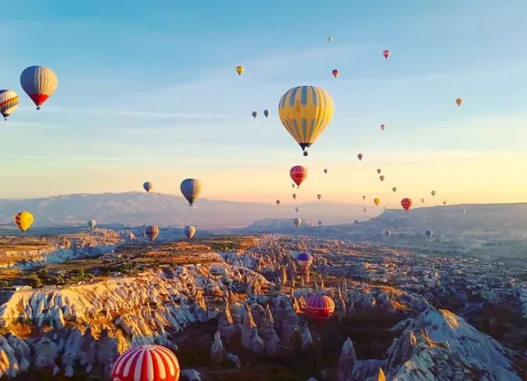 hot-air-balloons-festival-cappadocia-turkey-HOTAIR0605-6d61318b9ac0462d9d20f387e5c7d1a9